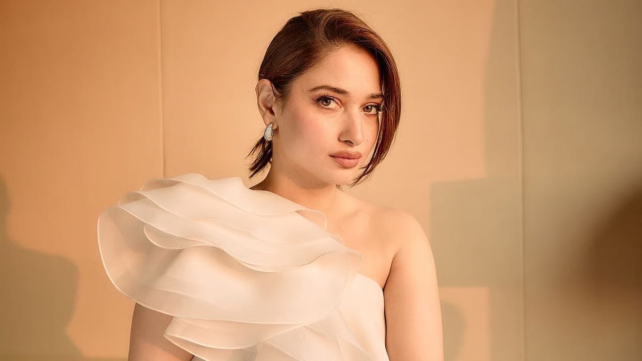 Tamannaah Bhatia: ముడతల్లేని, గ్లోయింగ్ స్కిన్ సీక్రెట్ రివీల్ చేసిన మిల్కీ బ్యూటీ తమన్నా