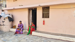 Hyderabad: ఓల్డ్‌సిటీలో ఆటో డ్రైవర్ పిచ్చి వేషాలు.. టూరిస్టులను, మహిళలను చూస్తూ.! ఛీ.. ఇదేం పనిరా