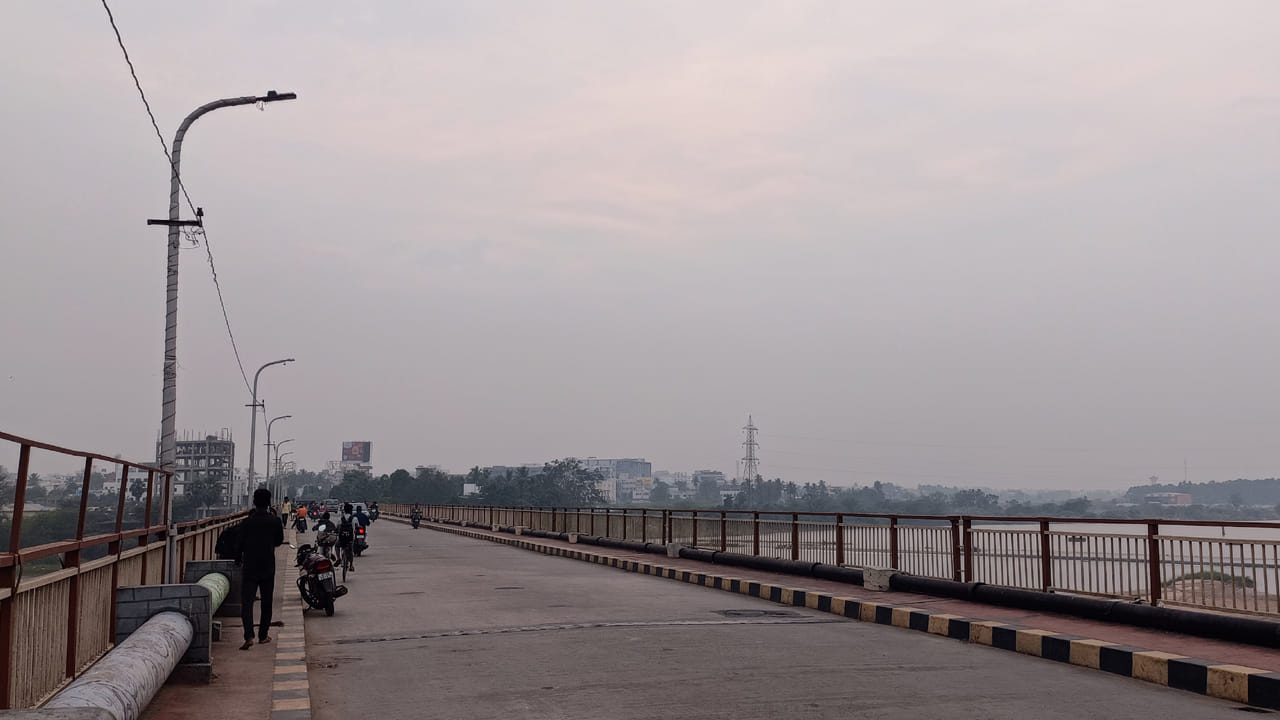 Andhra: పేదల ఊటీ.. ఎక్కడో కాదు మన ఏపీలోనే.. అక్కడ 3 రోజులుగా కానరాని సూర్యుడు