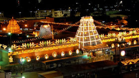 తిరుమల వెళ్లే భక్తులకు అలర్ట్.. వైకుంఠ ద్వార దర్శనం డేట్స్..