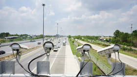 ఇక టోల్ గేట్లు ఉండవ్.. ఆటోమేటిక్‌గా రోడ్లపైనే టోల్ ఛార్జీ వసూలు