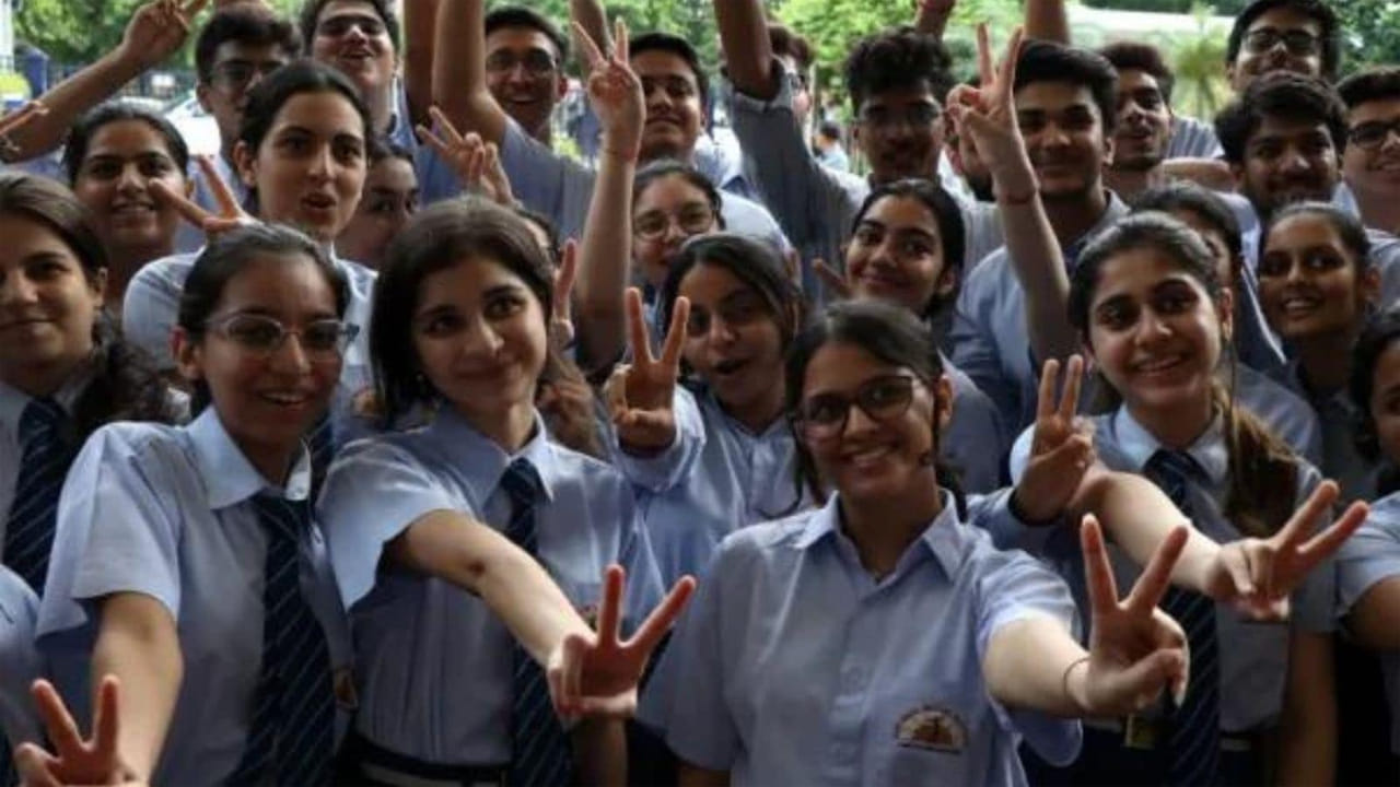 TOSS Exams Schedule 2026: ఓపెన్ పదో తరగతి, ఇంటర్ పరీక్షల ఫీజు షెడ్యూల్ విడుదల.. రాత పరీక్షలు ఎప్పట్నుంచంటే?