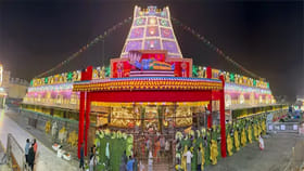 తిరుమలలో తెరచుకున్న వైకుంఠ ద్వారాలు.. ప్రముఖుల దర్శనం