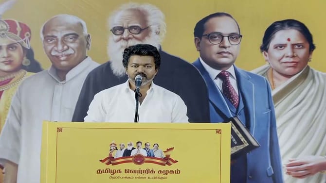 దూకుడు పెంచిన టీవీకే అధినేత విజయ్..!