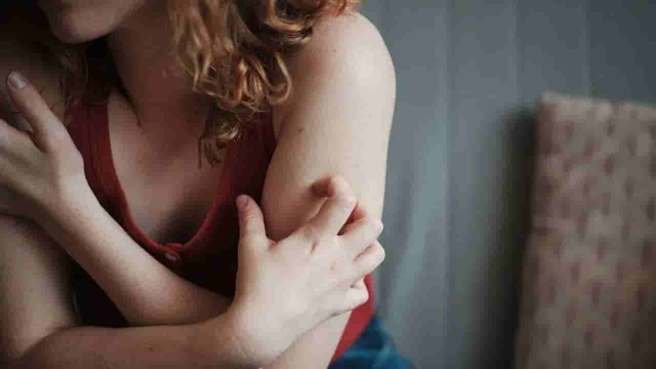 Skin Itching: తరచూ దురద ఇబ్బంది పెడుతుందా.. లైట్‌ తీసుకోవద్దు.. ఆ విటమిన్ లోపాలకు సంకేతం కావచ్చు..