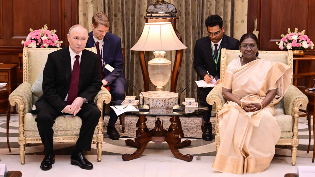 భారత రాష్ట్రపతి vs రష్యా అధ్యక్షుడు.. ఎవరి ఆదాయం ఎంత? ఎవరికి సౌకర్యాలు ఎక్కువ!