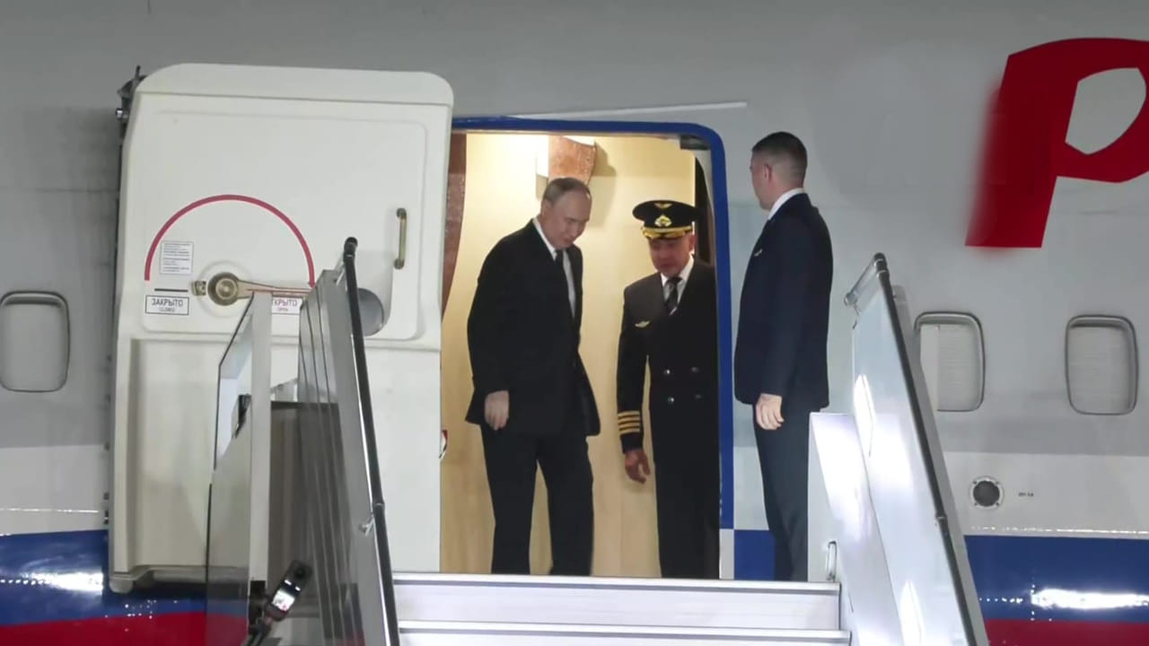 భారత గడ్డపై అడుగుపెట్టిన పుతిన్.. మోదీ ఘనస్వాగతం.. ఉక్రెయిన్ యుద్ధం తర్వాత..