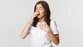 Lemon Side Effects: నిమ్మరసం ఎక్కువగా తాగుతున్నారా..? ఓర్నాయనో.. ఈ సమస్యలు తప్పవంట..