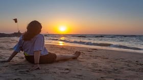 గోవాలో ఏకాంతం కోరుకుంటే కొంప కొల్లేరే..!