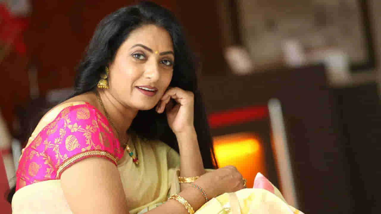 Actress Aamani: అందుకే భర్తతో విడిపోయా.. సంచలన విషయాలు తెలిపిన ఆమని