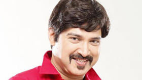 చిరంజీవిని ఫాలో అయిపోండి.. హిట్ కొడతారని మేనేజర్ అన్నాడు..