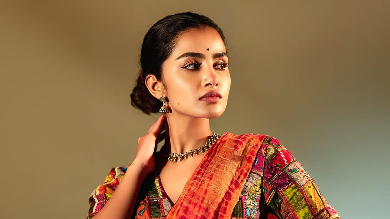 ఈ మూవీ తర్వాత శర్వానంద్ శతమానం భవతి సినిమాలో హీరోయిన్‌గా నటించి మంచి గుర్తింపు సంపాదించుకుంది.  ఇక ఈ మూవీ తర్వాత ఉన్నది ఒక్కటే జిందగీ, కృష్ణా్జున యుద్ధం, హలో గురు ప్రేమ కోసమే,రాక్షసుడు, 18 పేజీస్, సీతాకోక చిలుక, ఈగల్, టిల్లు స్క్వేర్ , కిష్కంద పురి, పరదా వంటి సినిమాల్లో నటించింది.