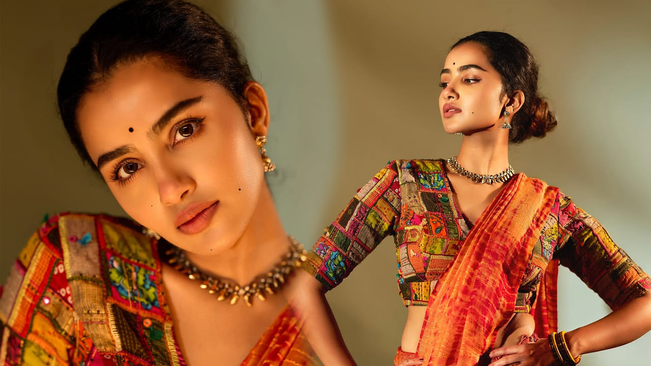 ఇక ఎప్పుడూ సోషల్ మీడియాలో చాలా యాక్టివ్‌గా ఉంటే ఈ బ్యూటీ తాజాగా కొత్త సంవత్సరం సందర్భంగా కలర్ ఫుల్ డ్రెస్‌లో కనిపించి, తన అభిమానులకు అందాల విందునిచ్చింది. ప్రస్తుతం దీనికి సంబంధించిన ఫొటోస్ నెట్టింట తెగ వైరల్ అవుతున్నాయి.