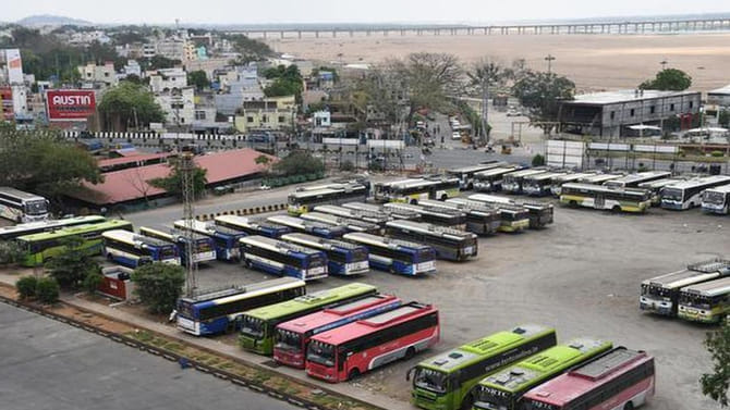 APSRTCలో అద్దెబస్సుల యజమానుల సమ్మె సైరన్‌