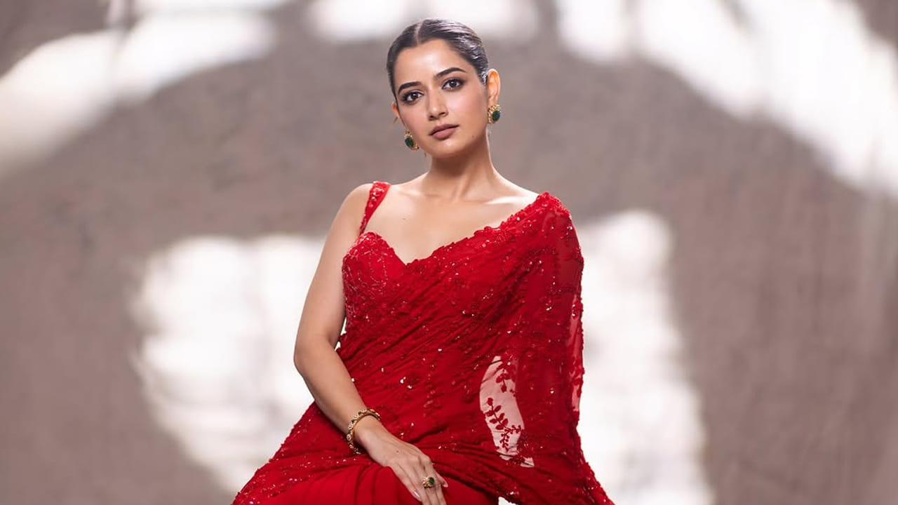 కన్నడ ముద్దుగుమ్మ ఆషికా రంగనాథ్ గురించి ఎంత చెప్పినా తక్కువే. అందం, అభినయం  ఈ బ్యూటీ సొంతం. ఈ అమ్మడు అందానికి ఎవ్వరైనా ఫిదా అవ్వాల్సిందే. అంతలా తన క్యూట్ నెస్‌తో ప్రతి ఒక్కరినీ ఆకట్టుకుంటుంది ఈ చిన్నది.