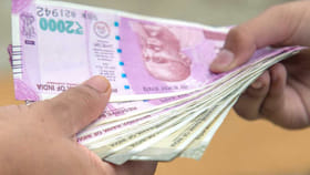 బడ్జెట్ వేళ కేంద్రం గుడ్‌న్యూస్.. వారికి నెలనెలా రూ.5 వేల పెన్షన్