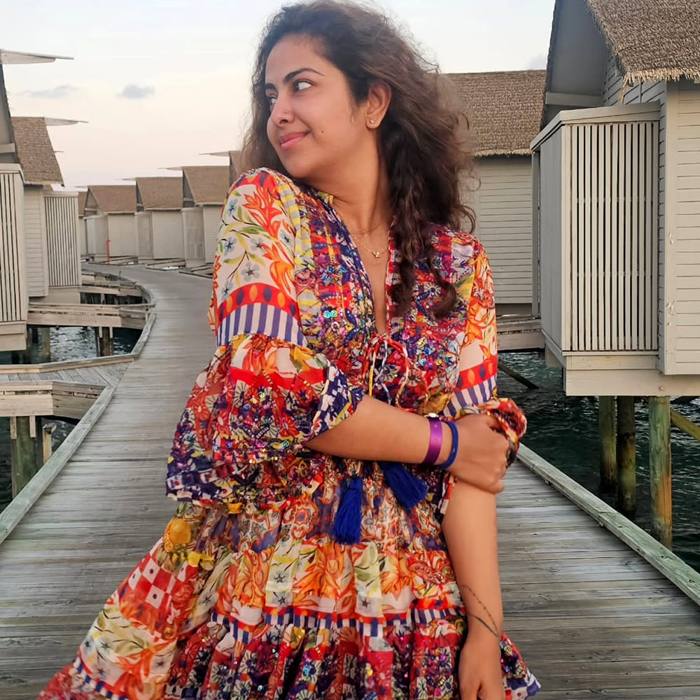 టాలీవుడ్ నుంచి బాలీవుడ్ వెళ్లినా ఈ బ్యూటీకి ఆఫర్స్ రాలేదు. దీంతో నిర్మాతగా మారింది. తెలుగులో పాప్ కార్న్ పేరుతో సొంత బ్యానర్ పై సినిమా నిర్మించింది. ఈ మూవీ బాక్సాఫీస్ వద్ద డిజాస్టర్ అయ్యింది. ఇప్పుడు ఓటీటీలోకి అడుగుపెట్టింది. ఇటీవలే ఈ అందాల భామ పెళ్లి పీటలెక్కింది. 