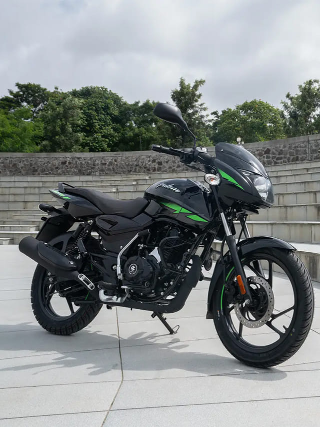 బజాజ్‌ పల్సల్‌ ప్రియులకు షాక్‌.. పెరిగిన బైక్‌ ధరలు.. ఎంతో తెలుసా..?