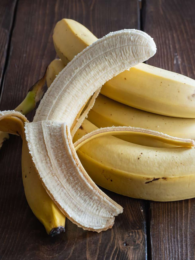 రాత్రి భోజనం తర్వాత అరటి పండు తినే అలవాటు మీకూ ఉందా?