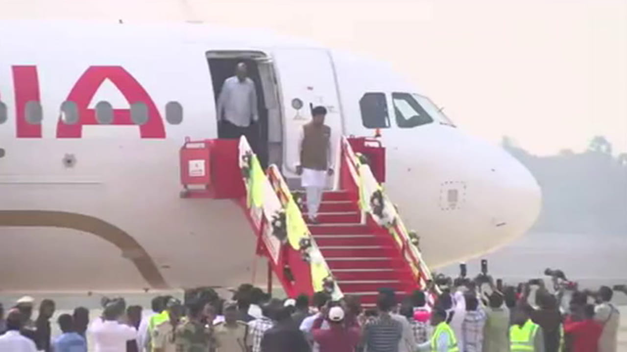 Bhogapuram: భోగాపురం ఎయిర్‌పోర్టులో ట్రయల్ రన్‌ సక్సెస్.. ల్యాండైన తొలి విమానం