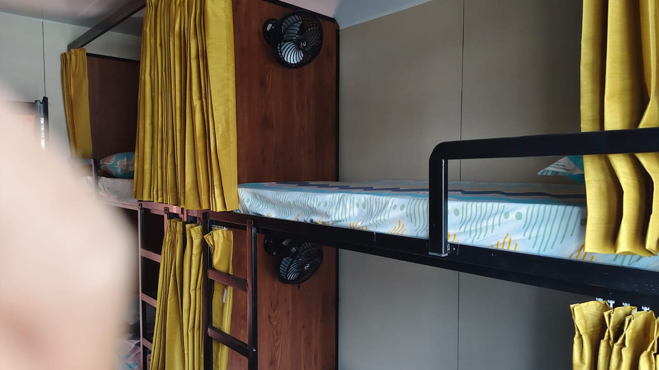 అదే విధంగా ఏపీ సీఎం చంద్రబాబు కూడా మహాసభల్లో పాల్గొంటారని నిర్వాహకులు చెబుతున్నారు. ఇటువంటి ముఖ్యమైన వారికి ఈ క్యాప్సూల్ హోమ్స్‌ను కేటాయించనున్నారు. మూడు రోజుల పదుల సంఖ్యలో వచ్చే విఐపిలు సభల్లో పాల్గొన్న అనంతరం ఈ క్యాప్సూల్స్‌కు వెళ్లి స్టే చేయవచ్చు. 