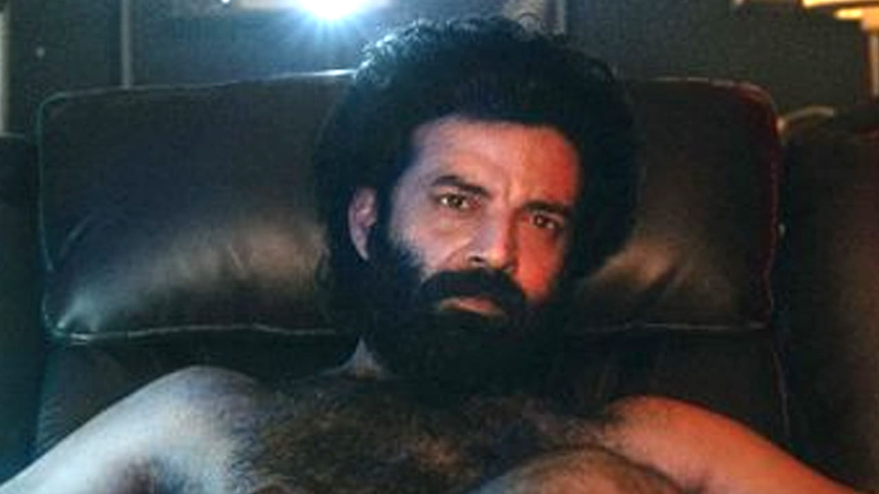 Dil Diya First Look: దిల్ దియా ఫస్ట్ లుక్ రివీల్ చేసిన సందీప్ రెడ్డి వంగ.. ఊహించని లుక్‏లో ఆ హీరో..