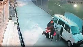 భార్యా, పిల్లలనే కిడ్నాప్ చేసిన ఘనుడు..?