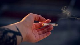 సిగరెట్లు తాగేవారికి షాకింగ్ న్యూస్.. కేంద్రం కొత్త నిర్ణయం