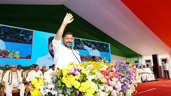 Telangana: చదువే పెదోడి ఆస్తి.. అక్షర ఆయుధంతోనే సమస్యలు పరిష్కారం.. సీఎం రేవంత్ ఇంట్రెస్టింగ్ కామెంట్స్..