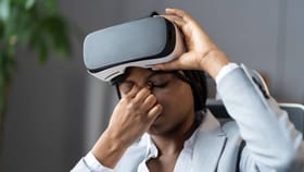 వికారం, తలనొప్పితో ఇబ్బంది పడుతున్నారా? 'సైబర్ సిక్‌నెస్' కావచ్చు