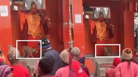 హనుమాన్ ఆలయంలో విశిష్ట భక్తుడు..!