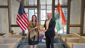 హైదరాబాద్‌లో US కాన్సుల్ జనరల్‌తో డాక్టర్ ఖాన్ దౌత్య సమావేశం