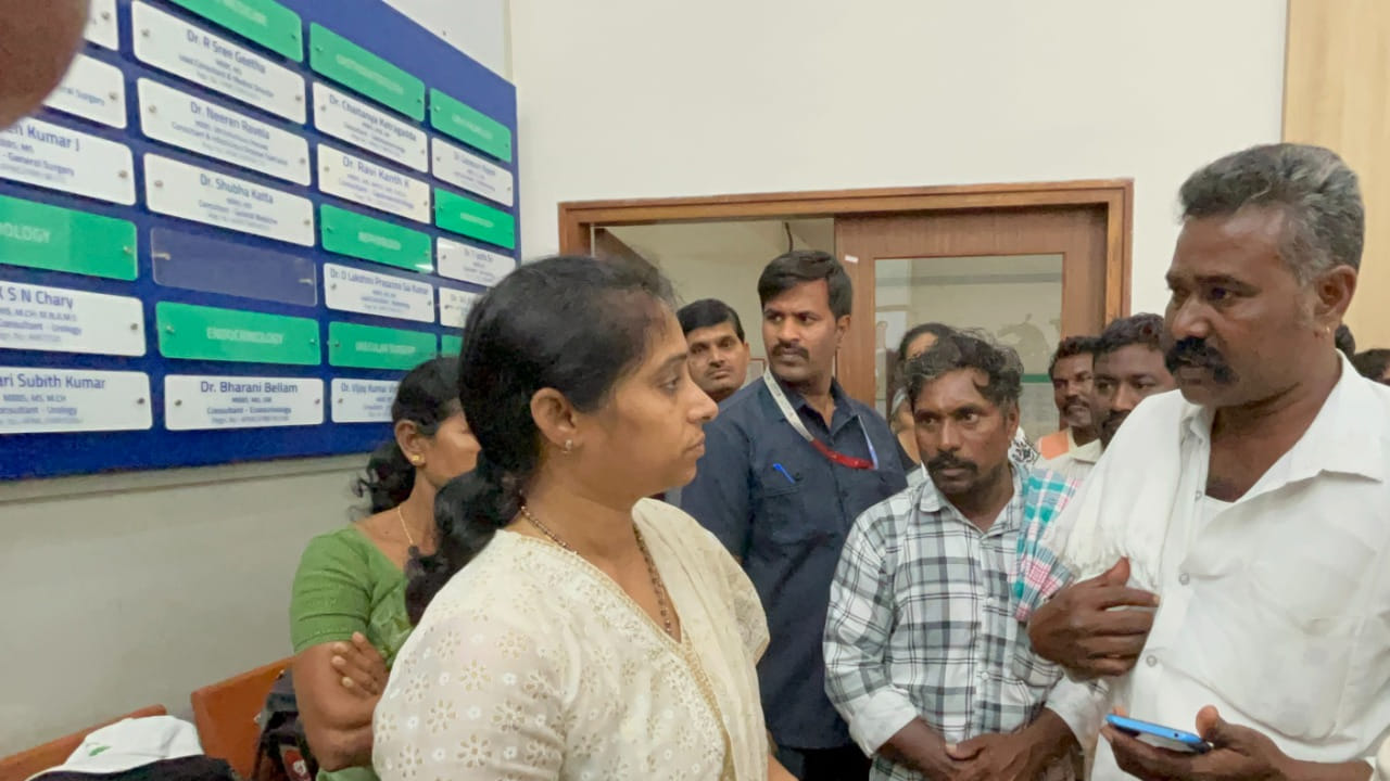 జీవన్ దాన్ ట్రస్ట్ నిబంధనల ప్రకారం గుండెను తిరుపతి తరలించేందుకు వైద్యులు సిద్దమయ్యారు. గుంటూరు రమేశ్ ఆసుపత్రిలో శస్త్ర చికిత్స ద్వారా గుండెను తొలగించి గ్రీన్ ఛానల్లో తిరుపతి పంపించారు. 