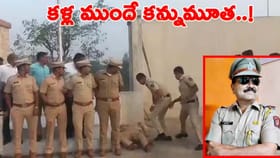 జెండాను ఎగురవేసి.. ఫోటో తీసుకుంటుండగా షాక్..!