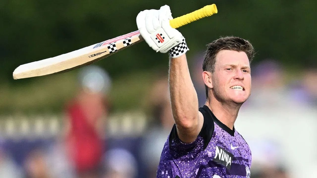 బిగ్ బాష్ లీగ్ సీజన్ 15 క్వాలిఫయర్ మ్యాచ్‌లో సిడ్నీ సిక్సర్స్‌తో జరిగిన మ్యాచ్‌లో పెర్త్ స్కార్చర్స్ తరపున ఆడిన ఫిన్ అలెన్, 30 బంతుల్లో 4 సిక్సర్లు, 2 ఫోర్లతో 49 పరుగులు చేశాడు. ఈ నాలుగు సిక్సర్లతో అతను గొప్ప రికార్డును సృష్టించాడు.