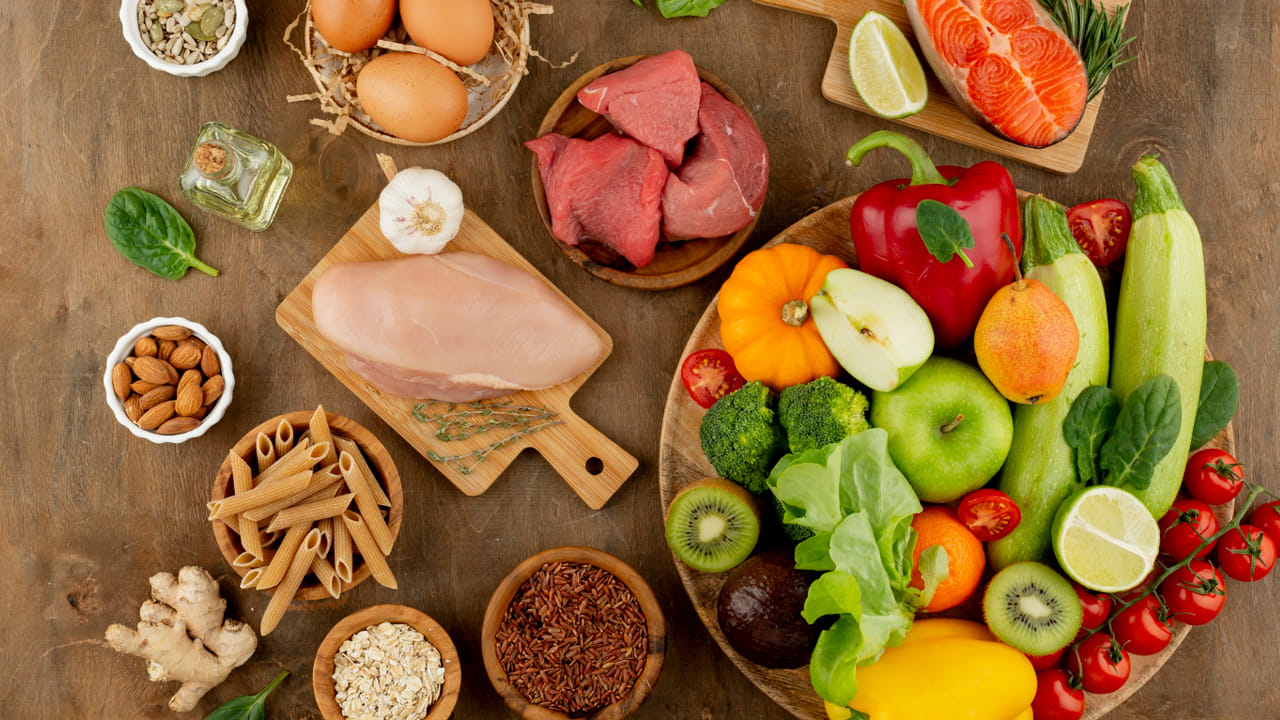 నాన్ వెజ్ తో ఇది పెద్ద మొత్తంలో దొరుకుతుందని అందరూ అనుకుని తింటారు. వాస్తవానికి మాంసాహారాలు మాత్రమే కాదు. 
ఇతర పదార్థాలలో ఇది దొరుకుతుంది. పప్పు ధాన్యాలు, పప్పుల్లో ప్రొటీన్ ఉంటుంది.
