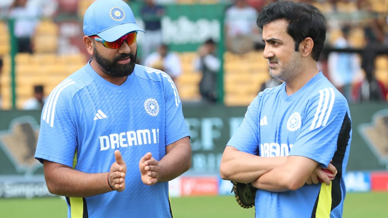 ట్రోఫీ గెలవాలంటే ఆ విషయంలో బీకేర్ ఫుల్.. సూర్య, గంభీర్‌లకు రోహిత్ శర్మ కీలక హెచ్చరిక..