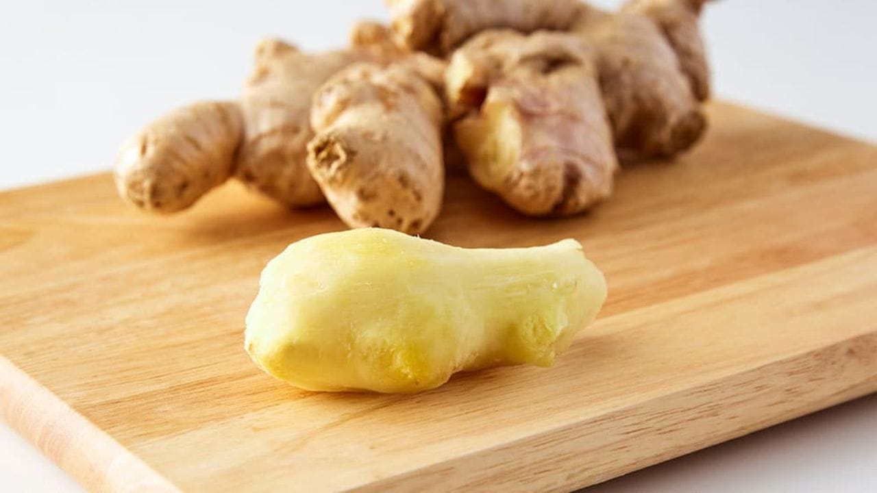 Ginger Benefits: వావ్ రోజుకో చిన్న ముక్క అల్లం తింటే ఇన్ని లాభాలా..? ఈ సీజన్లో రెట్టింపు బెనిఫిట్స్..!