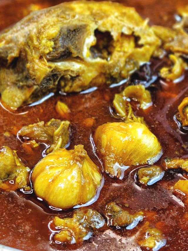 మేక తలకాయ కూర ఇలా వండి తింటే టేస్ట్ అదిరిపోద్ది గురూ!