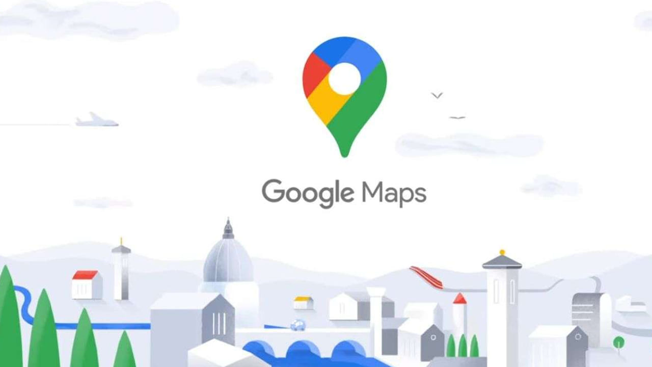 మీ వాహనంలో ప్రయాణిస్తున్నప్పుడు బ్యాటరీ లేదా ఇంధనం అయిపోతుంటే? మీరు ప్రయాణంలో ఉన్నప్పుడు Google Maps మీకు సమీపంలోని EV ఛార్జింగ్ స్టేషన్ లేదా ఇంధన పంపును చూపించగలదు. మీ గమ్యస్థానాన్ని నమోదు చేసి, నావిగేషన్ స్టార్ట్‌ చేసి, సెర్చ్‌ బార్‌లో 'ఇంధన స్టేషన్లు' లేదా 'EV ఛార్జింగ్ స్టేషన్లు' ఎంచుకుంటే ఆ లోకేషన్లు చూపిస్తుంది. ఎలక్ట్రిక్ కారు వారికి ఈ చాలా బాగా ఉపయోపడుతుంది. Google Maps ద్వారా మీరు బయటకు అడుగు పెట్టకుండానే దుకాణాల లోపలికి చూసుకోవచ్చు. స్టోర్ ఐకాన్‌పై క్లిక్‌ చేస్తే.. ఫోటోలు, అప్డేట్లు, ప్రొడెక్ట్స్‌ లిస్ట్‌ కూడా చూడొచ్చు. మీరు వ్యాపార వివరణలు, నిజమైన వినియోగదారు రివ్యూలను కూడా చెక్‌ చేయవచ్చు. ఈ విధంగా మీరు స్టాక్‌లో ఏమి ఉన్నారో లేదా మీరు ఇంటి నుండి బయలుదేరే ముందు అవి మీకు ఇష్టమైన బ్రాండ్‌లను కలిగి ఉన్నాయో లేదో మీకు తెలుస్తుంది.