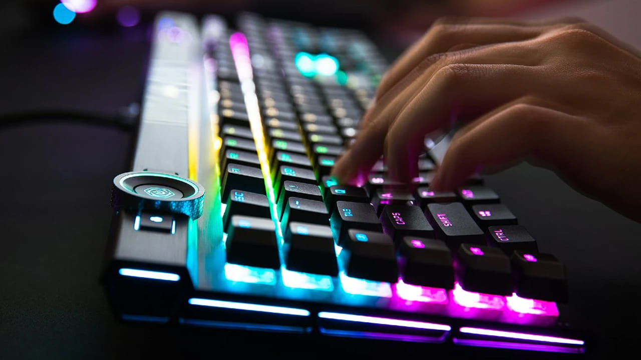 PC Keyboard: టెక్నాలజీ మామూలుగా లేదుగా.. ఈ కంపెనీ అద్భుతాలు చేసింది.. ఇక మొత్తం కంప్యూటర్‌ను కీబోర్డ్‌లోనే అమర్చింది!