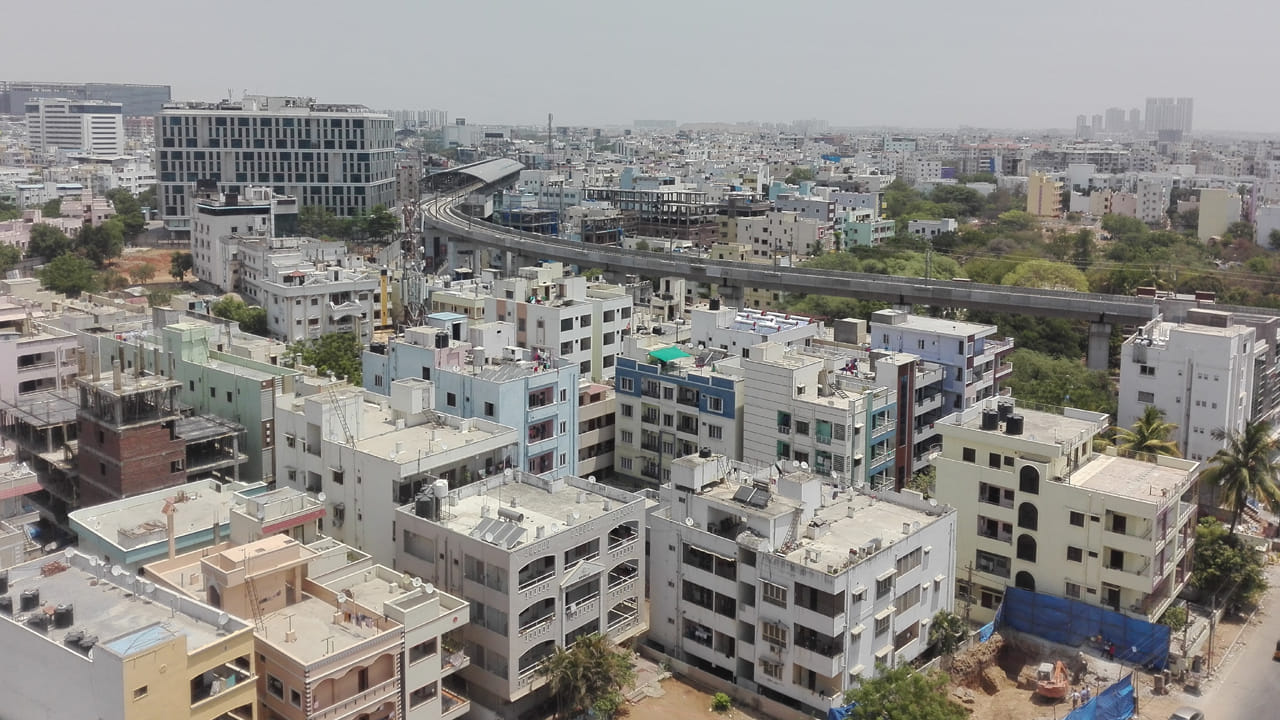 Hyderabad: హైదరాబాద్‌లో ఇల్లు కట్టాలంటే కొత్త రూల్స్.. 10 అంతస్తులు దాటితే ఇవి ఉండాల్సిందే..