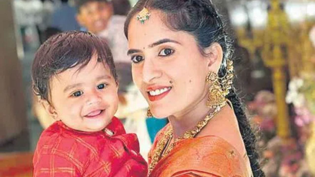 అయ్యో ఎంత పని చేశావమ్మా.. బిడ్డకు విషమిచ్చి తల్లి ఆత్మహత్య.. పోలీసుల దర్యాప్తులో..