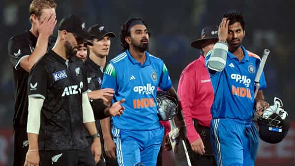 Ind vs NZ 2nd ODI Rajkot : రాజ్కోట్లో రణం..సిరీస్ పట్టేసేందుకు భారత్ సై..పగ తీర్చుకునేందుకు కివీస్ రెడీ!