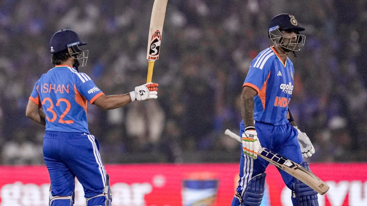 IND Vs NZ: అదిగో పులి వచ్చింది.. కివీస్ సచ్చింది.. 20 ఫోర్లు, 8 సిక్సర్ల విశ్వరూపం.. ఊచకోత మాములుగా లేదుగా