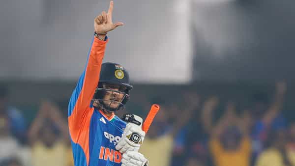 IND vs NZ, 3rd T20I: 14 బంతుల్లోనే హాఫ్ సెంచరీ.. చరిత్ర సృష్టించిన అభిషేక్ శర్మ