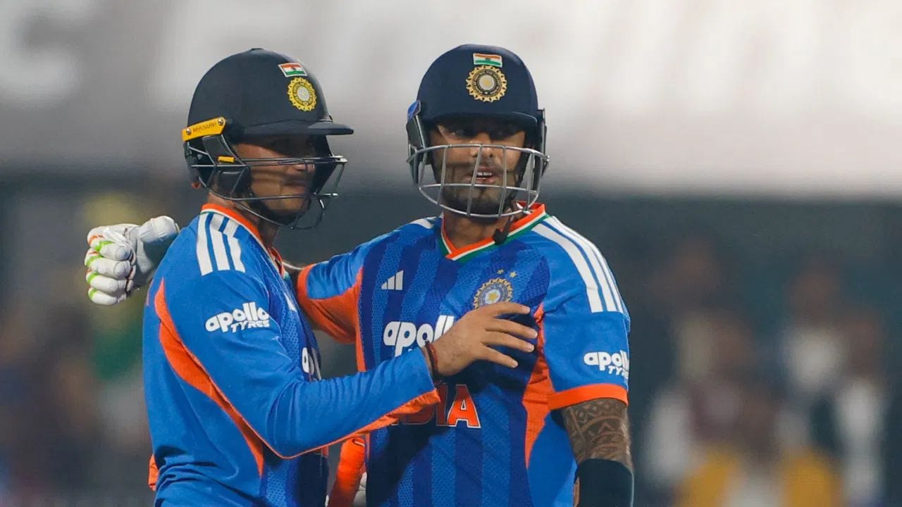 మూడో మ్యాచ్‌లో న్యూజిలాండ్‌ను 8 వికెట్ల తేడాతో ఓడించి భారత్ వరుసగా 13వ టీ20 సిరీస్‌ను గెలుచుకుంది. ముందుగా బ్యాటింగ్ చేసిన న్యూజిలాండ్ 153 పరుగులు మాత్రమే చేయగలిగింది. భారత్ కేవలం 10 ఓవర్లలోనే లక్ష్యాన్ని చేరుకుని సిరీస్‌ను కైవసం చేసుకుంది.