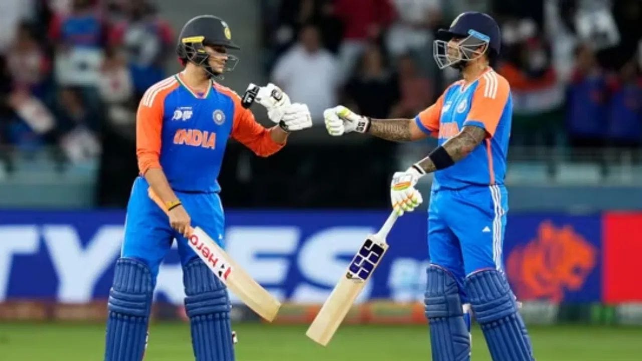 దీంతో పాటు, న్యూజిలాండ్‌తో జరిగిన టీ20 ఇంటర్నేషనల్‌లో అత్యంత వేగవంతమైన హాఫ్ సెంచరీ రికార్డును కూడా అభిషేక్ తన ఖాతాలో వేసుకున్నాడు. ఆస్ట్రేలియా మాజీ ఓపెనర్ డేవిడ్ వార్నర్ గతంలో న్యూజిలాండ్‌పై 20 బంతుల్లో హాఫ్ సెంచరీ సాధించి ఈ రికార్డును కలిగి ఉన్నాడు. ఇప్పుడు, అభిషేక్ ఆ రికార్డును బద్దలు కొట్టాడు.