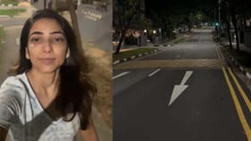 సింగపూర్‌లో అర్ధరాత్రి ఒంటరిగా నడుస్తూ..