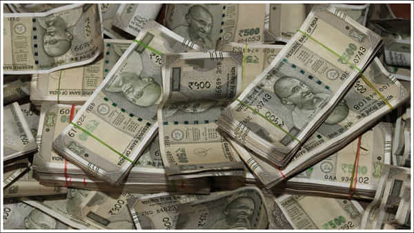 Investment Plan: కేవలం రూ.1 లక్షతోనే రూ.64 లక్షలు.. కాలు కదపకుండానే లక్షాధికారి కావచ్చు!